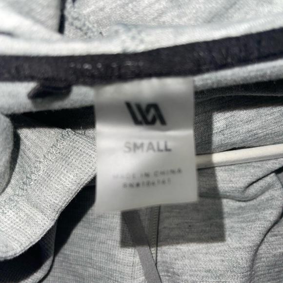 Small Grey Zip Up - Picture 4 of 4